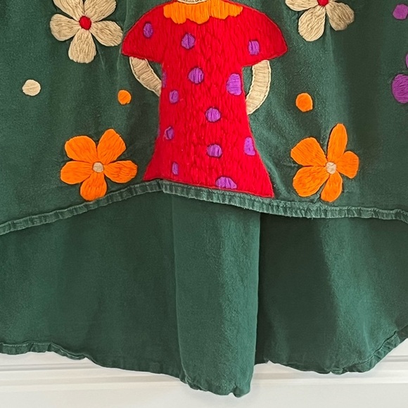 Mexican Embroidered Girl Doll Frida Kahlo Shirt Quirky Artsy Folk Art Plus Size - Picture 4 of 7